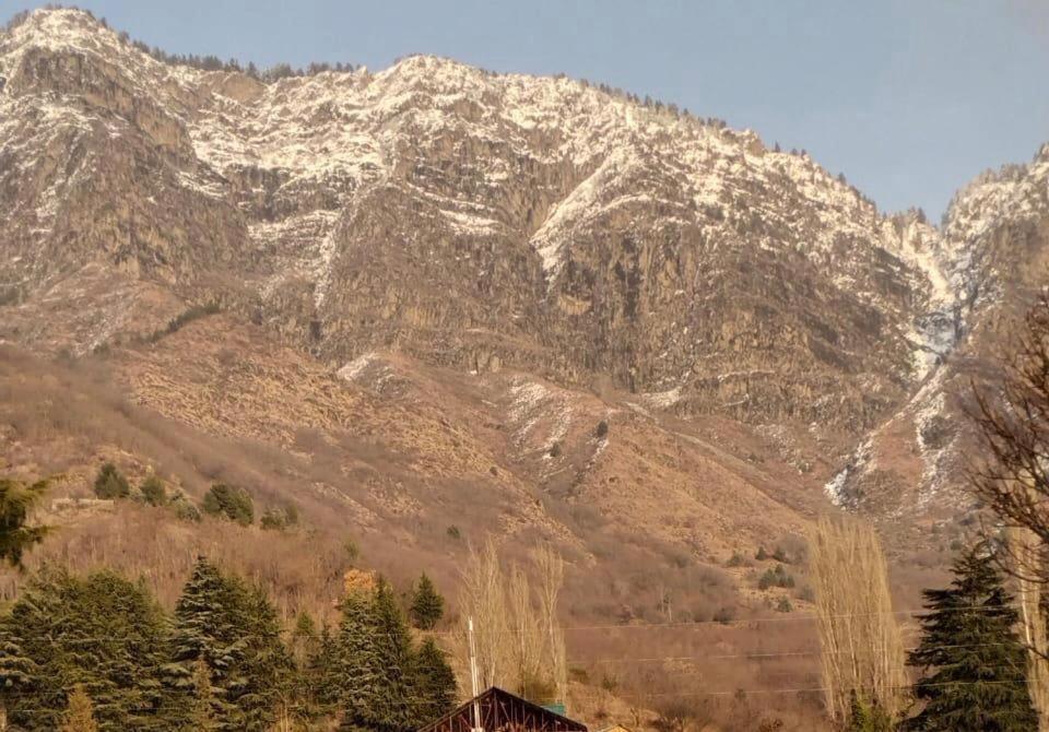 Sahil Lake View Srīnagar Eksteriør billede